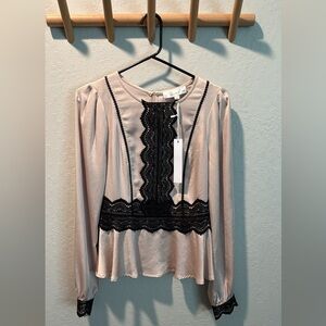 Adelyn Rae Beige and Black Lace Blouse S NWT